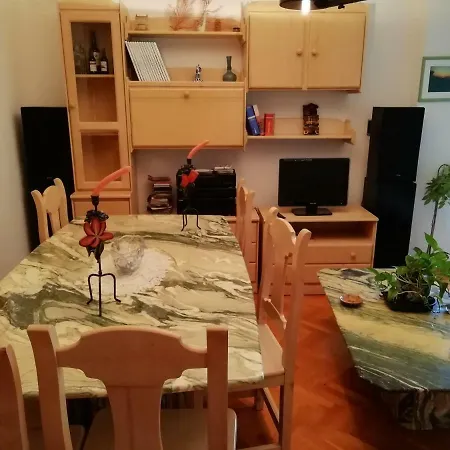 דירה Duplex Alvaro Cunqueiro, 1.3c1